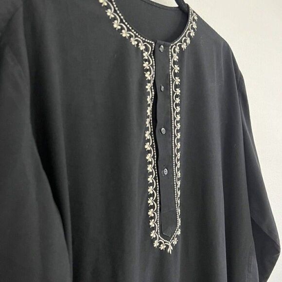 Womens Black Oversized Boho Tunic Top Long Sleeve White Floral Embroidered - Picture 3 of 11